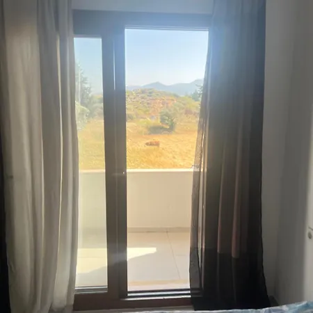 Villa Azra Evleri