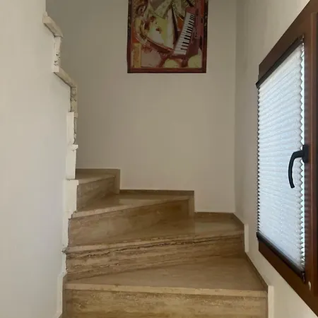 Villa Azra Evleri *
